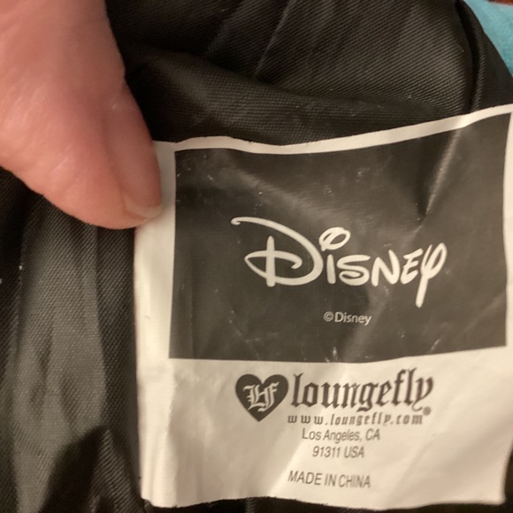 NWOT Loungefly Little Mermaid Kiss the Girl hobo bag🧜‍♀️ - Picture 7 of 7